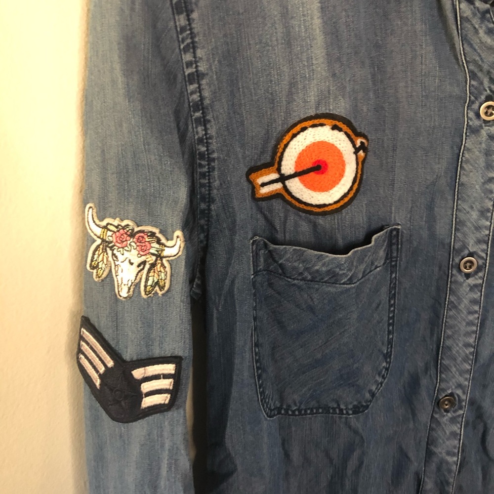 Rails Chambray Blue Button Down With Patches S - image 3